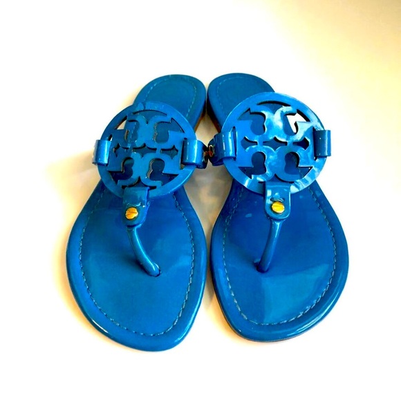 TORY BURCH Miller Logo Thong Sandals Tropical Blue Patent Leather 6 MSRP $200 - Picture 2 of 6